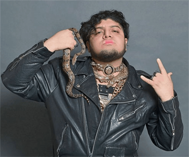 Da Alexis Mvgler de que hablar