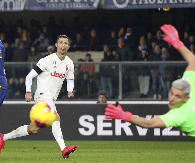 Juventus cae pese a récord de Cristiano