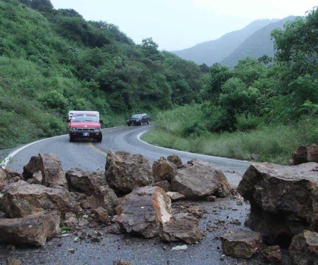 ‘Puntos conflictivos’ en tramos carreteros