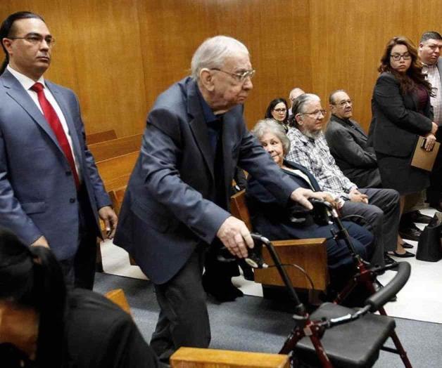 Muere en prisión sacerdote asesino