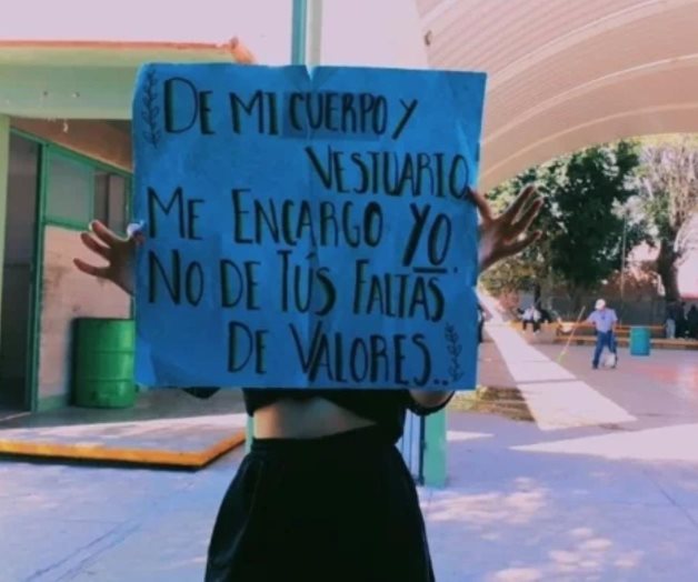 Cesan a director de secundaria que dijo a alumnas acosadas ustedes lo provocan