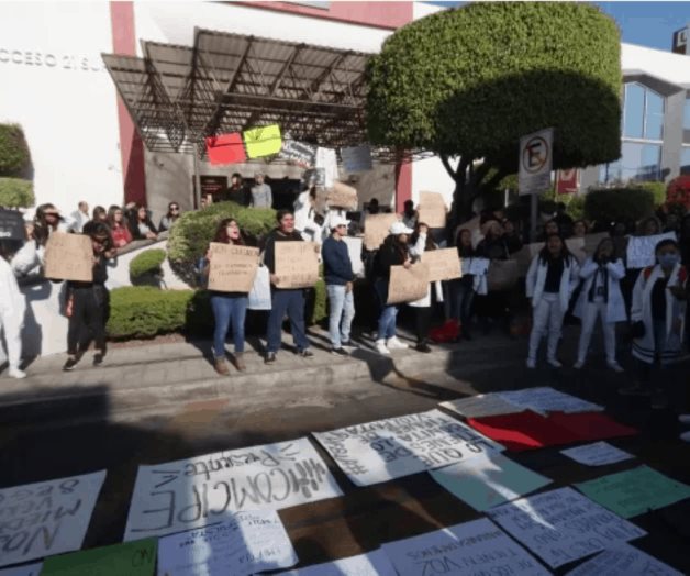 Tras multihomicidio en Puebla, relevan a secretario de Seguridad