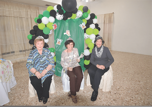 Dan bienvenida a la Primavera Dan bienvenida a la Primavera