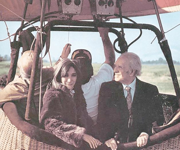 Apuntes sobre María Kodama Apuntes sobre María Kodama