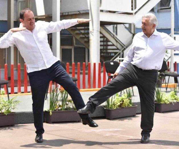 AMLO y Cuauhtémoc Blanco miden la sana distancia con ‘Temo señal’ AMLO y Cuauhtémoc Blanco miden la sana distancia con ‘Temo señal’