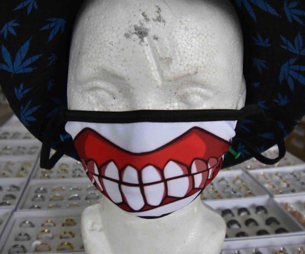 Alternativas ‘fashion’ de cubrebocas disparan ventas