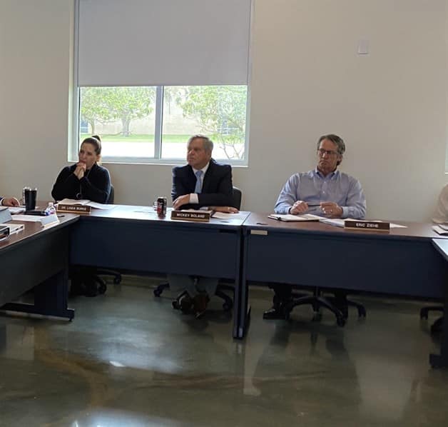 Programan préstamos de emergencia a empresarios