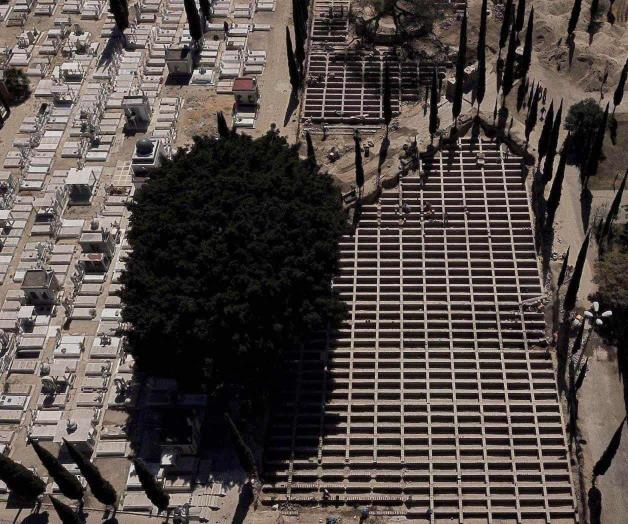 Construyen cementerio para muertos por COVID-19, en Guadalajara Construyen cementerio para muertos por COVID-19, en Guadalajara