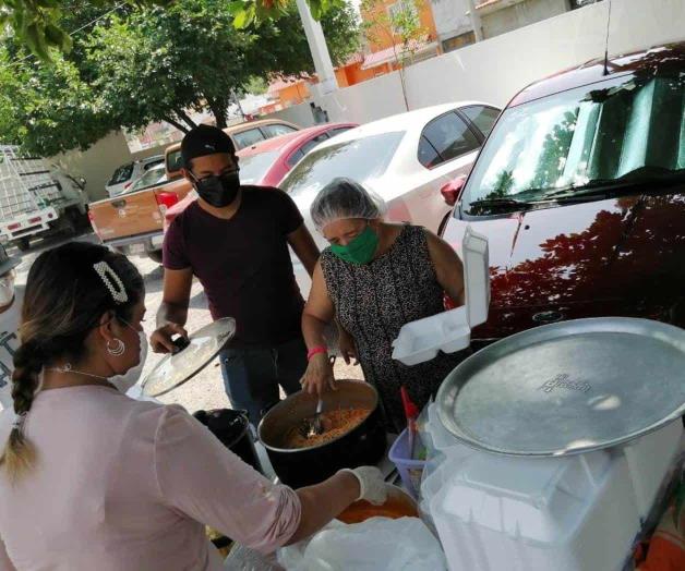 Regalará grupo evangélico 200 platillos a meseros y sus familias