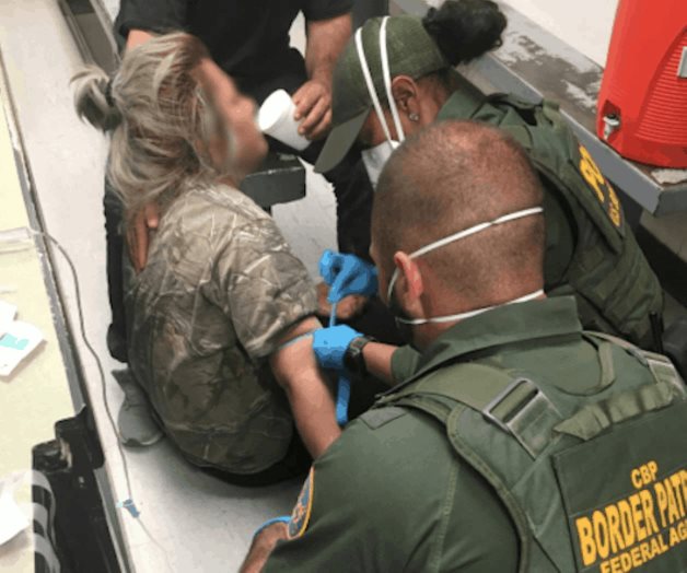 Abandona traficante a grupo de 12 ilegales