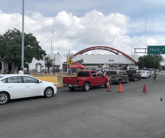 Tardan hasta 5 horas en pasar a Brownsville