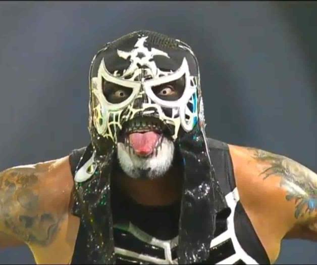 Pentagón Jr., es consagrado campeón  del torneo de la Triple A ‘Lucha Fighter’