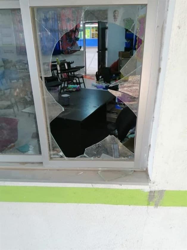 Roban y vandalizan primaria de Matamoros