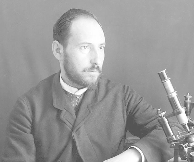 El médico que inventó una vacuna y no se enteró nadie porque lo anunció en español