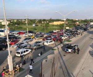 Mantienen bloqueo a zona industrial en Matamoros; en protesta por arresto de Susana Prieto
Mantienen bloqueo a zona industrial en Matamoros; en protesta por arresto de Susana Prieto