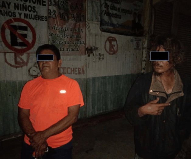 Lo sorprenden teniendo sexo oral con indigente Lo sorprenden teniendo sexo oral con indigente