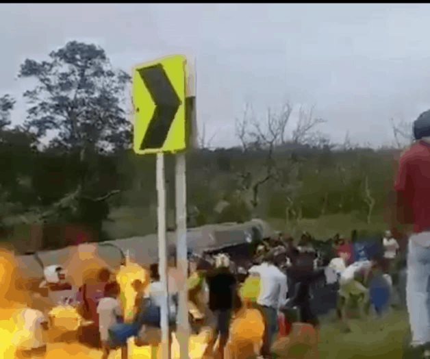 Explota camión que transportaba gasolina en Colombia; hay 7 muertos y 69 lesionados