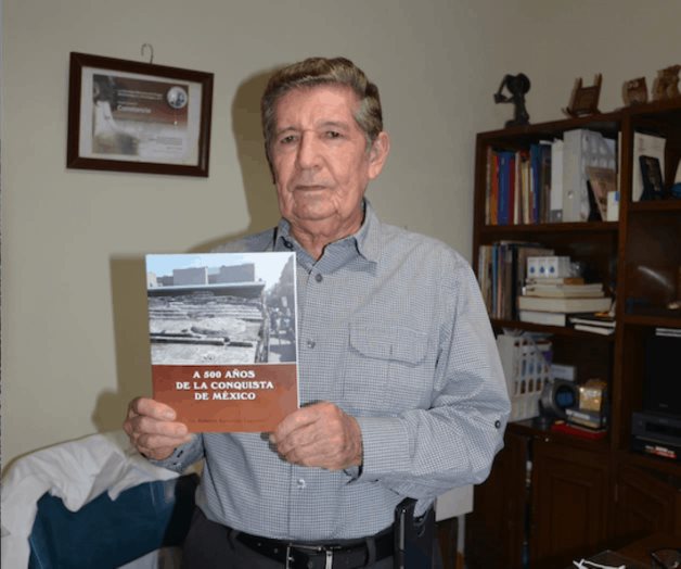 Se preparan para proyección de libro