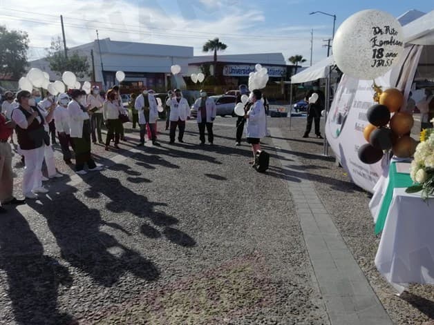 Despiden a otro médico caído del IMSS