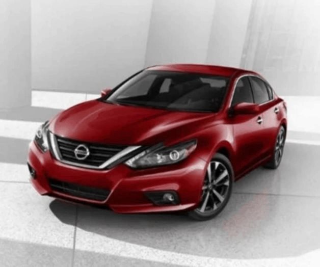 Hallan fallas en Altima de Nissan en seguro de puertas traseras