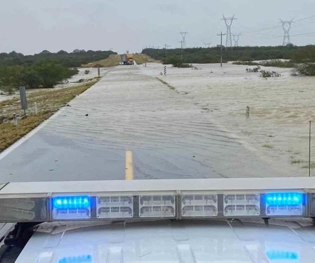 Cierran tramo de 45 kilómetros en autopista Monterrey-Reynosa