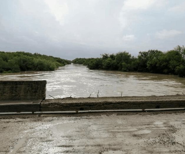 Temen se desborde el canal de desagüe Temen se desborde el canal de desagüe