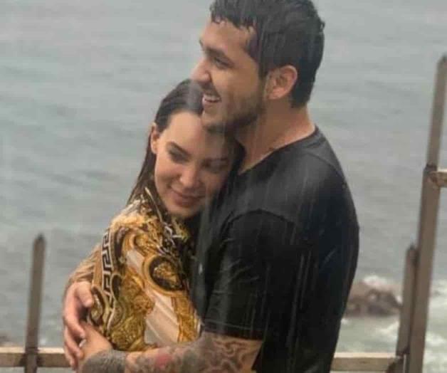 Inician noviazgo Belinda y Christian Nodal