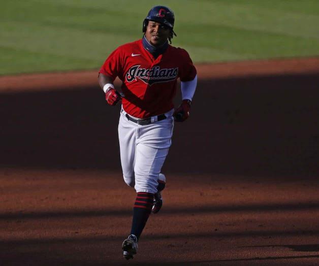 Comanda José Ramírez paliza de Indios 13-0 a Rojos