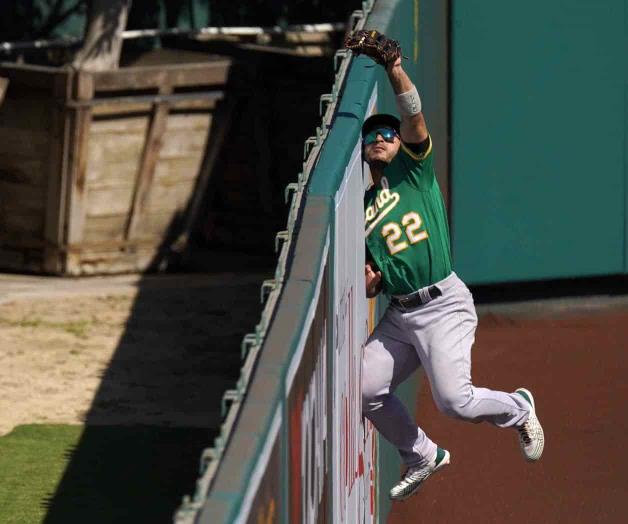 Con tres jonrones, Atléticos vencen 8-4 a los Angelinos