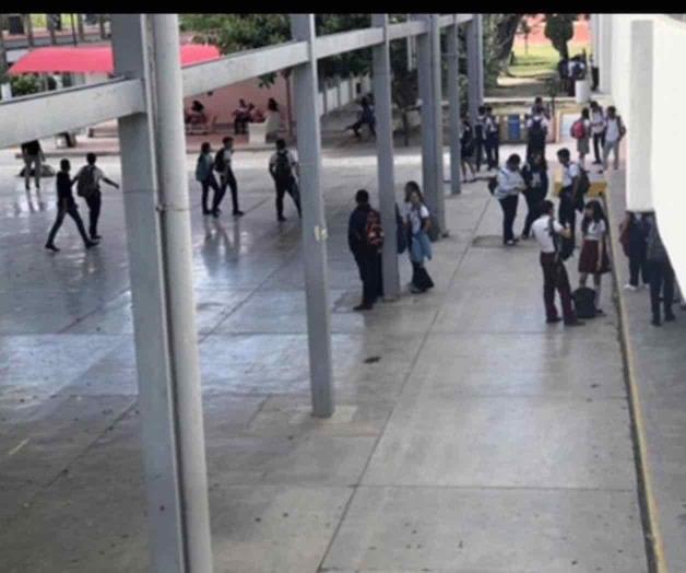 Eliminan los exámenes en Cbtis y bajan cuota