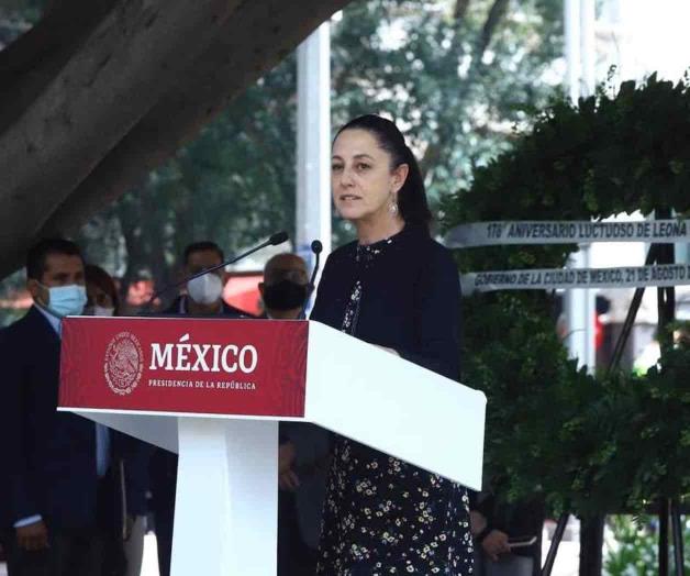 Sheinbaum apoya iniciativa para prohibir venta de comida chatarra