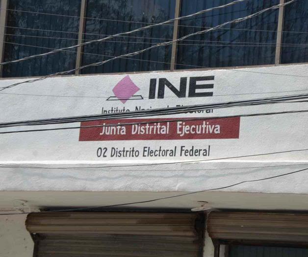 Invitan a jóvenes a tramitar el INE