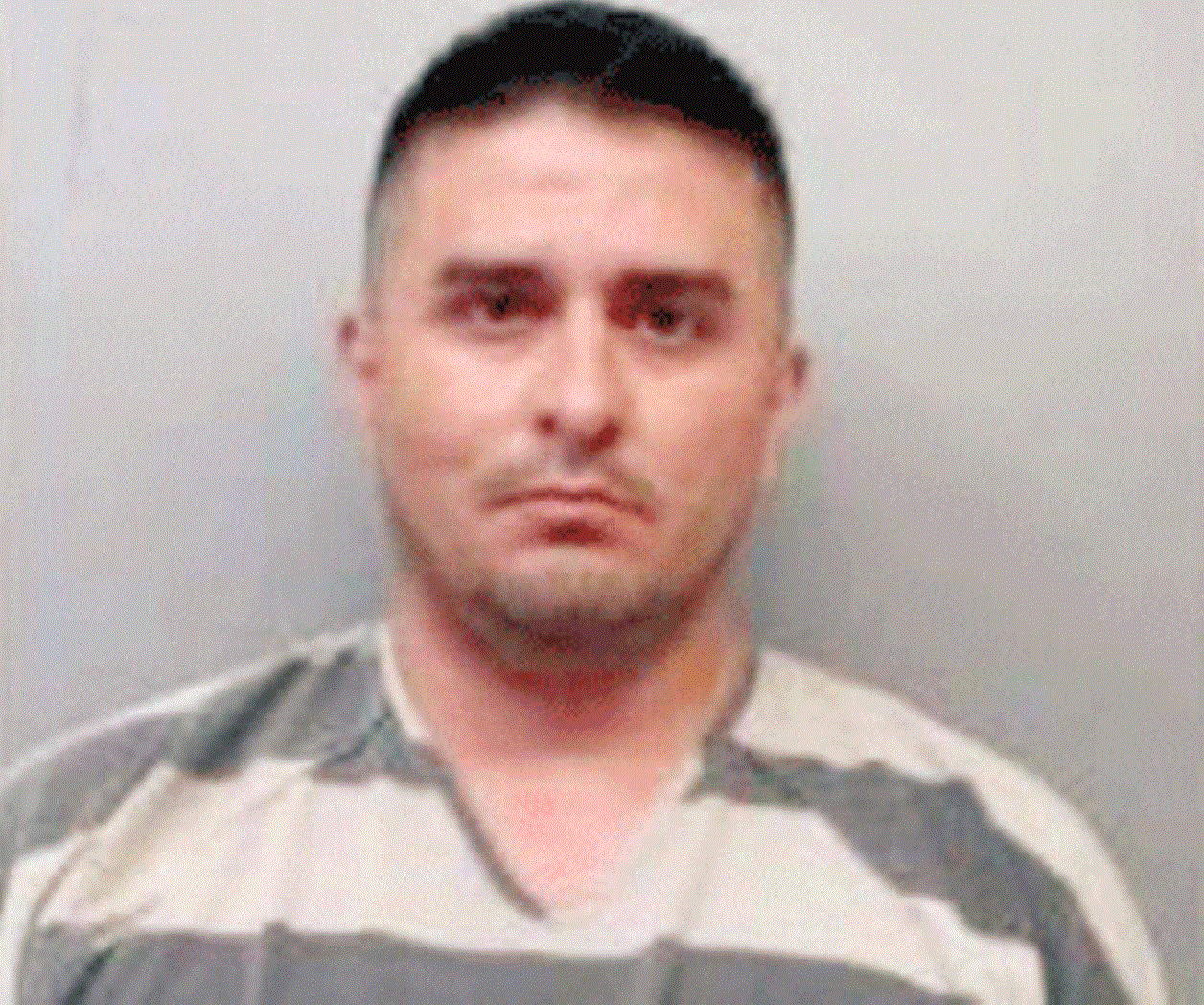 Sigue pendiente juicio contra agente asesino