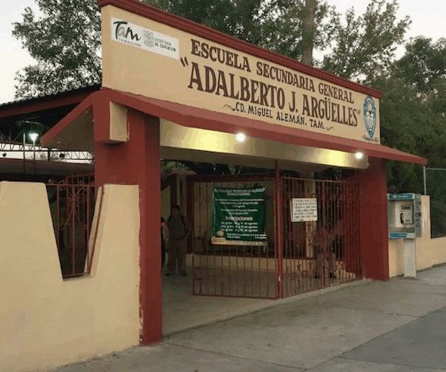 Entregarán documentación de alumnos de la ESGAJA Entregarán documentación de alumnos de la ESGAJA