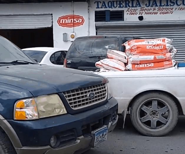 Bloquean tortilleros tránsito en el Centro Bloquean tortilleros tránsito en el Centro