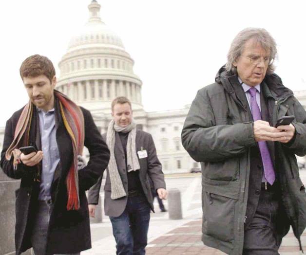 Capitalismo de plataformas:  tres libros y un documental