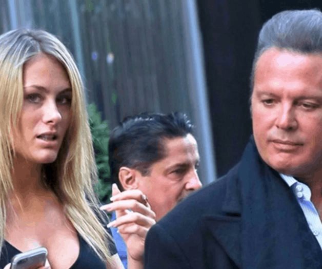 Novia de Luis Miguel conquista Instagram con arriesgado vestido rojo Novia de Luis Miguel conquista Instagram con arriesgado vestido rojo