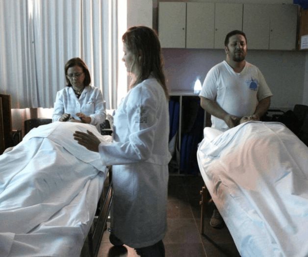 Primer manifiesto internacional contra las falsas terapias: “No son inocuas, causan miles de afectados”