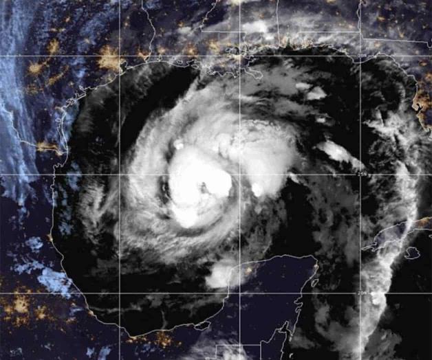 El huracán Zeta avanza hacia la castigada costa de EEUU