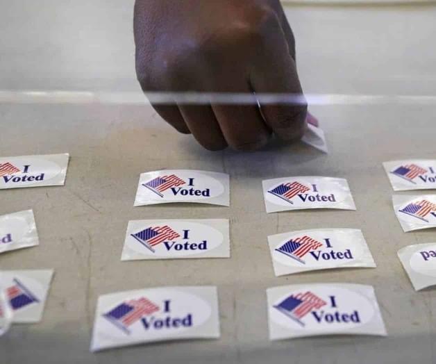 Florida: mujer vota a pesar de haber iniciado el parto