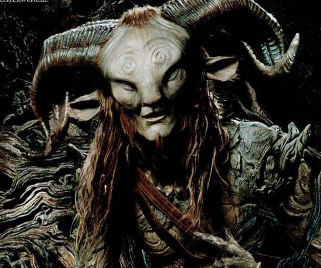 Sinónimo de monstruoso Sinónimo de monstruoso
