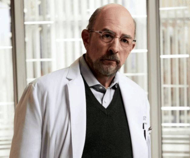 Internado por Covid-19 Internado por Covid-19