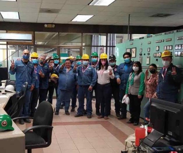 Eligen trabajadores de Termoeléctrica a dirigente sindical Eligen trabajadores de Termoeléctrica a dirigente sindical