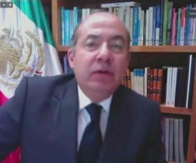 Recrimina Calderón manejo de pandemia