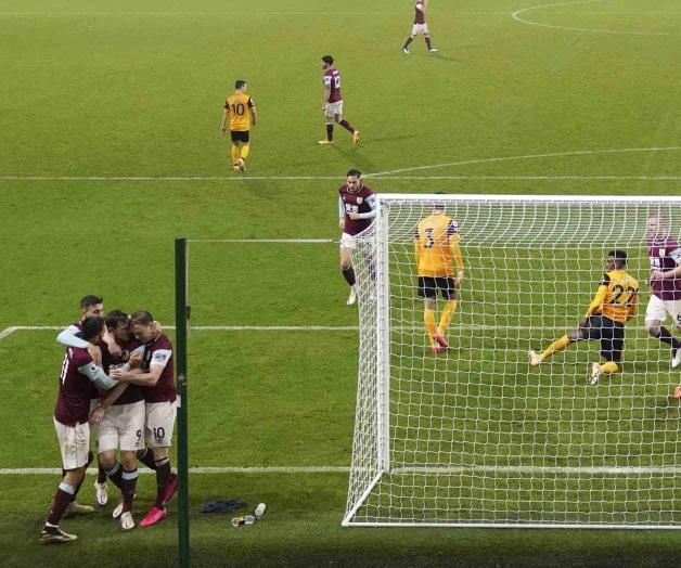 El Burnley derrota a ‘Wolves’ y deja la zona de descenso