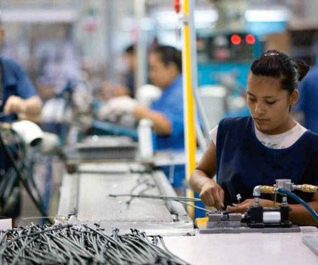 Cierra 2020 con déficit de empleo