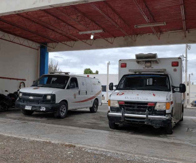 Agente de la fiscalía herido en volcadura