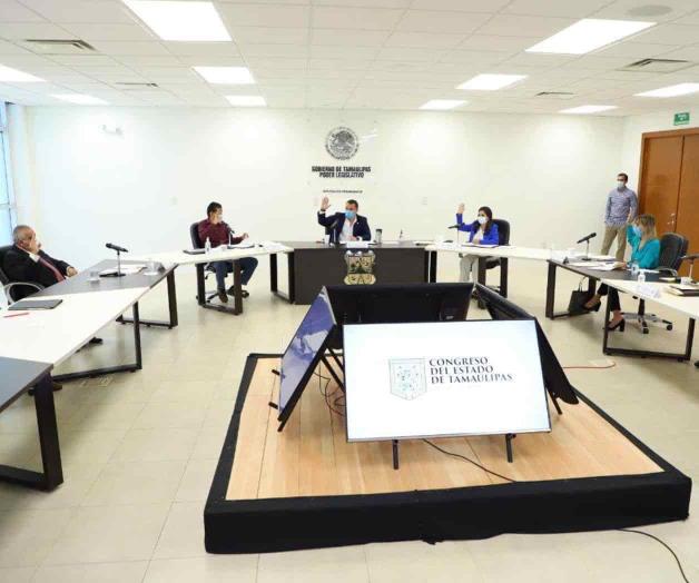 Cumplen o 9 años de cárcel, advierten a padres desobligados