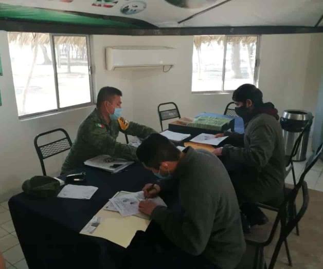 Atienden conscriptos desde sus casas Atienden conscriptos desde sus casas