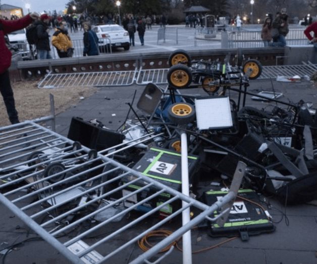 Legisladores investigarán a policía tras asalto a Capitolio Legisladores investigarán a policía tras asalto a Capitolio